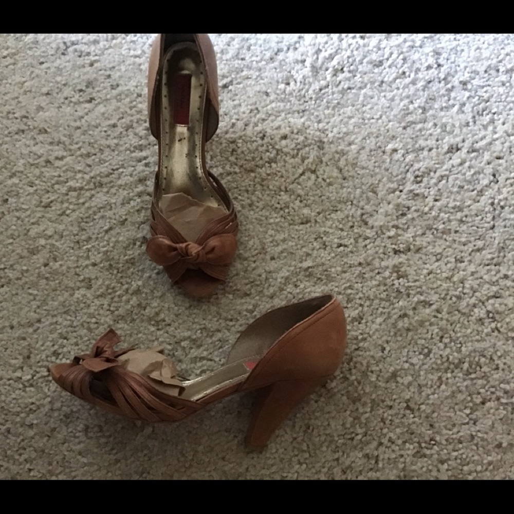 Women’s shoes